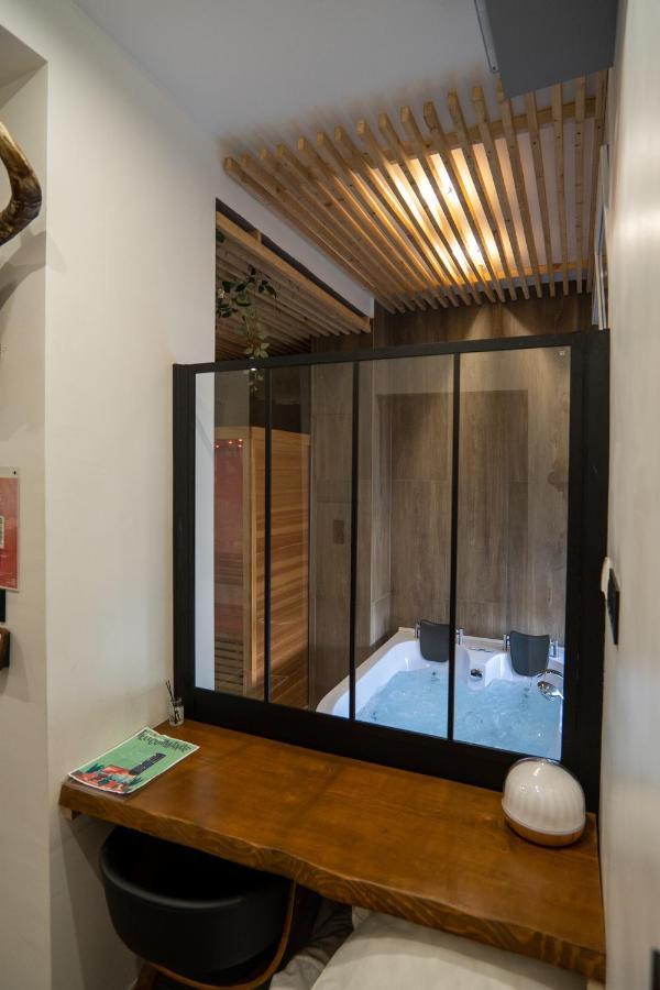 Capsule Wellness - Sauna - Balneo - Machine De Sport Privatif - Ps5 - 2 Chambres Valenciennes Exterior foto
